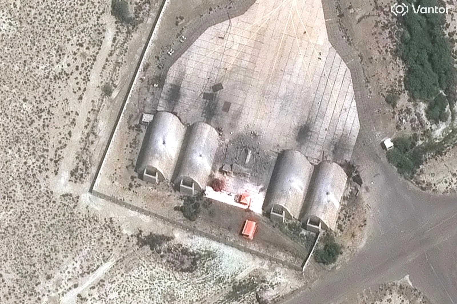 Ảnh vệ tinh hé lộ thiệt hại ở căn cứ Iran sau cuộc tập kích của Mỹ, Israel