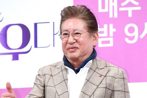 Tài tử 80 tuổi nói về trải nghiệm đặc biệt khi con trai mới 6 tuổi