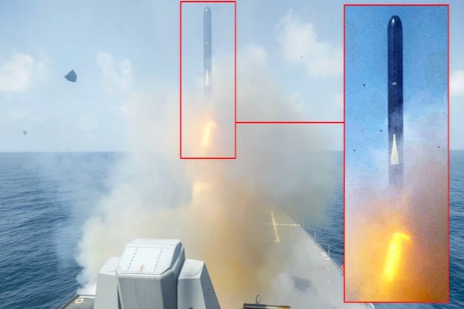 Mỹ tăng tốc chiến dịch tấn công Iran trước khi cạn kiệt đạn dược?