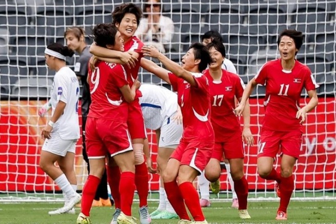 Tuyển nữ Triều Tiên thắng đậm Uzbekistan ở giải châu Á