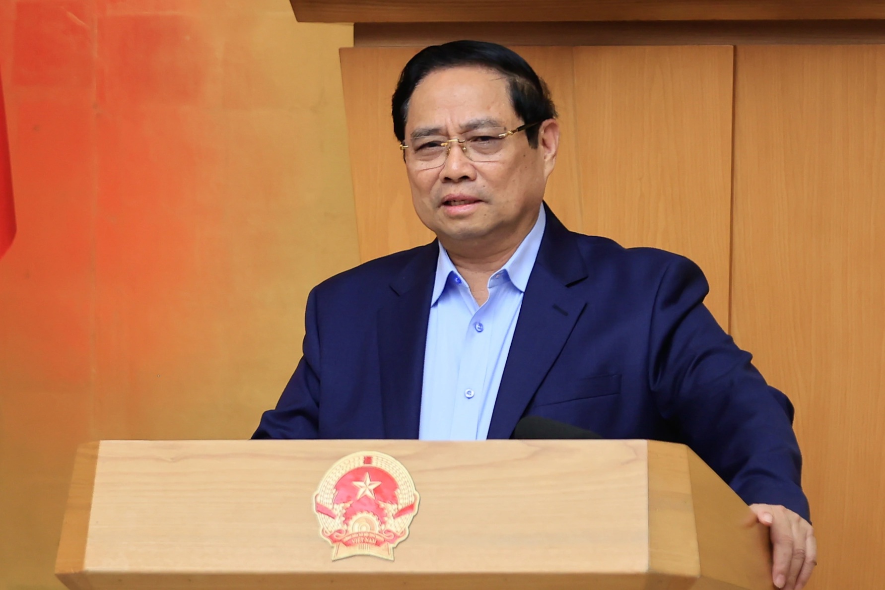 Thủ tướng chia sẻ việc giá vàng, bạc biến động mạnh và sức ép lạm phát