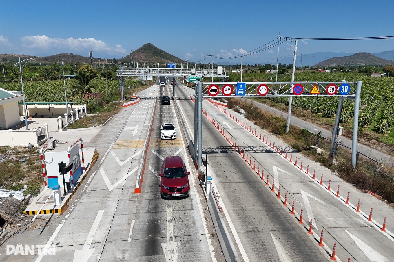 Khắc phục các lỗi trên hệ thống thu phí cao tốc Vĩnh Hảo - Dầu Giây