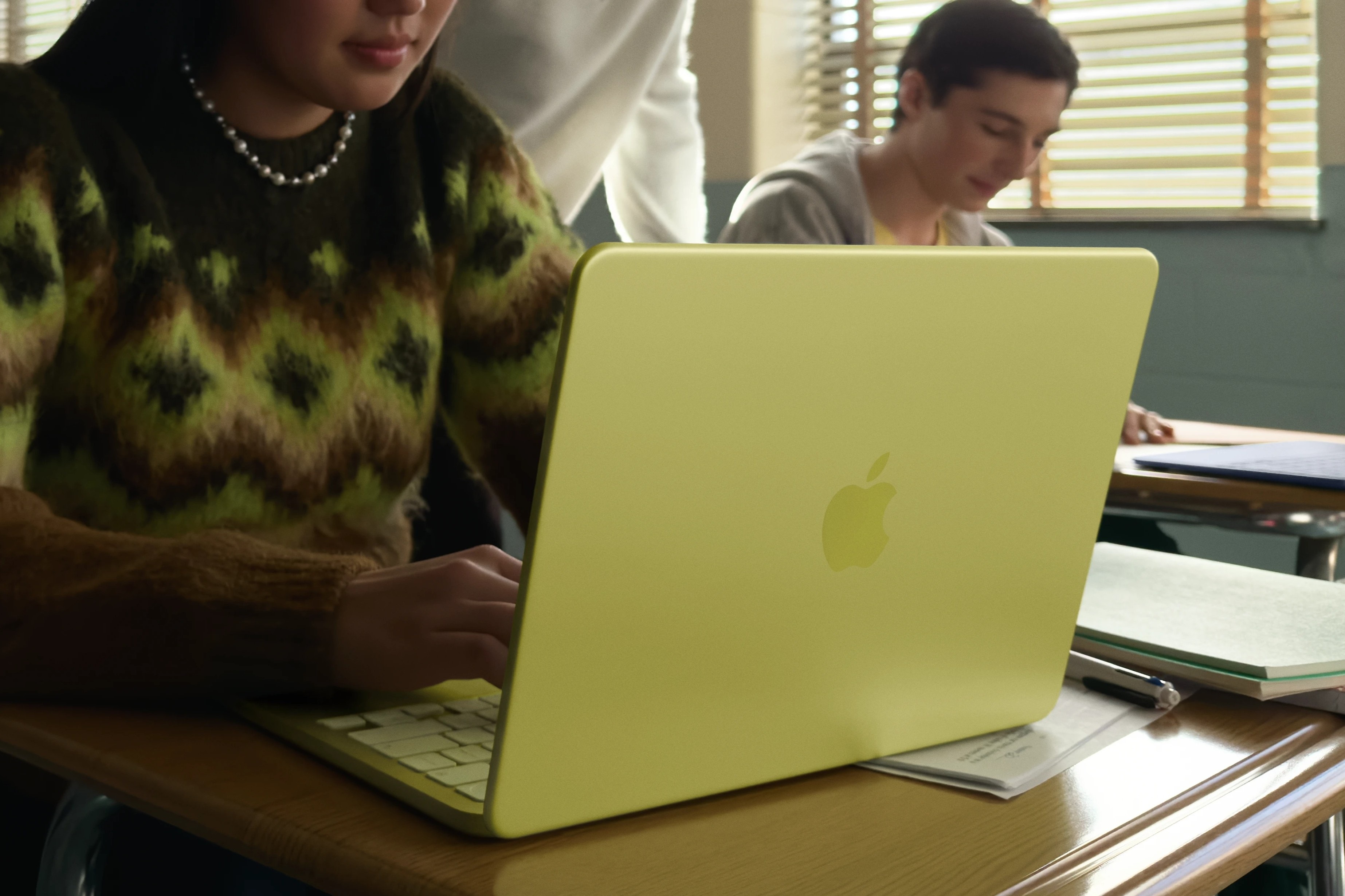 Giá MacBook Neo từ 16,5 triệu đồng tại Việt Nam