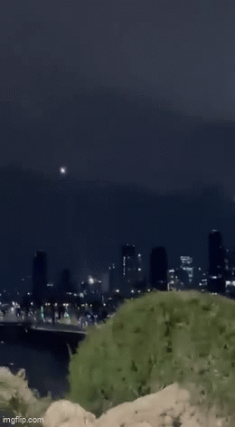 Toàn cảnh xung đột Trung Đông: Tehran phản đòn, giao tranh mở rộng