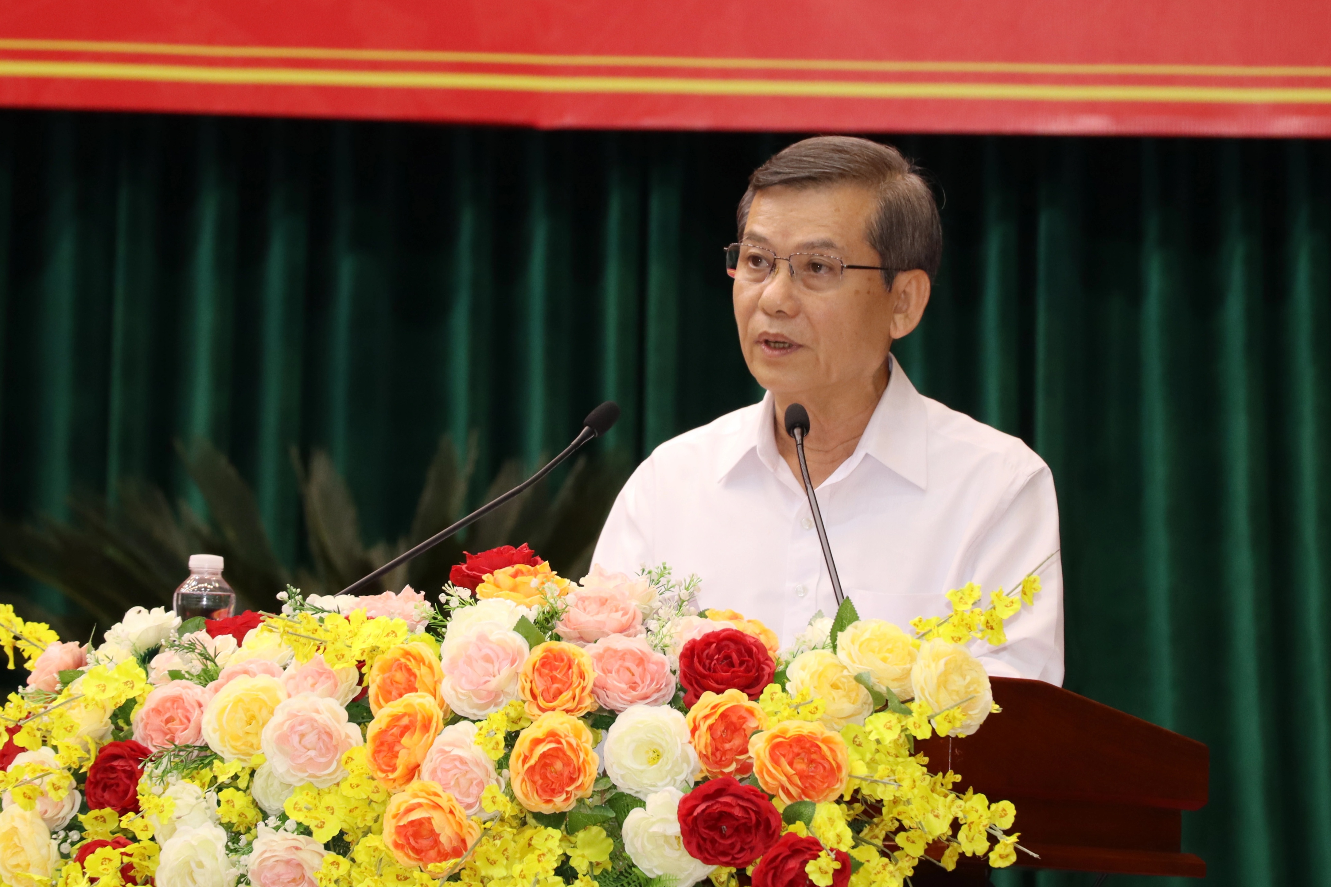 Ông Lê Minh Trí: Tập trung xử lý tội phạm lừa đảo qua mạng, hàng giả