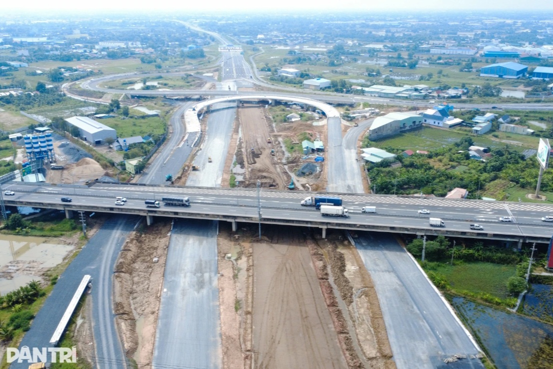 Giá căn hộ quanh TPHCM tăng mạnh sau giai đoạn sáp nhập