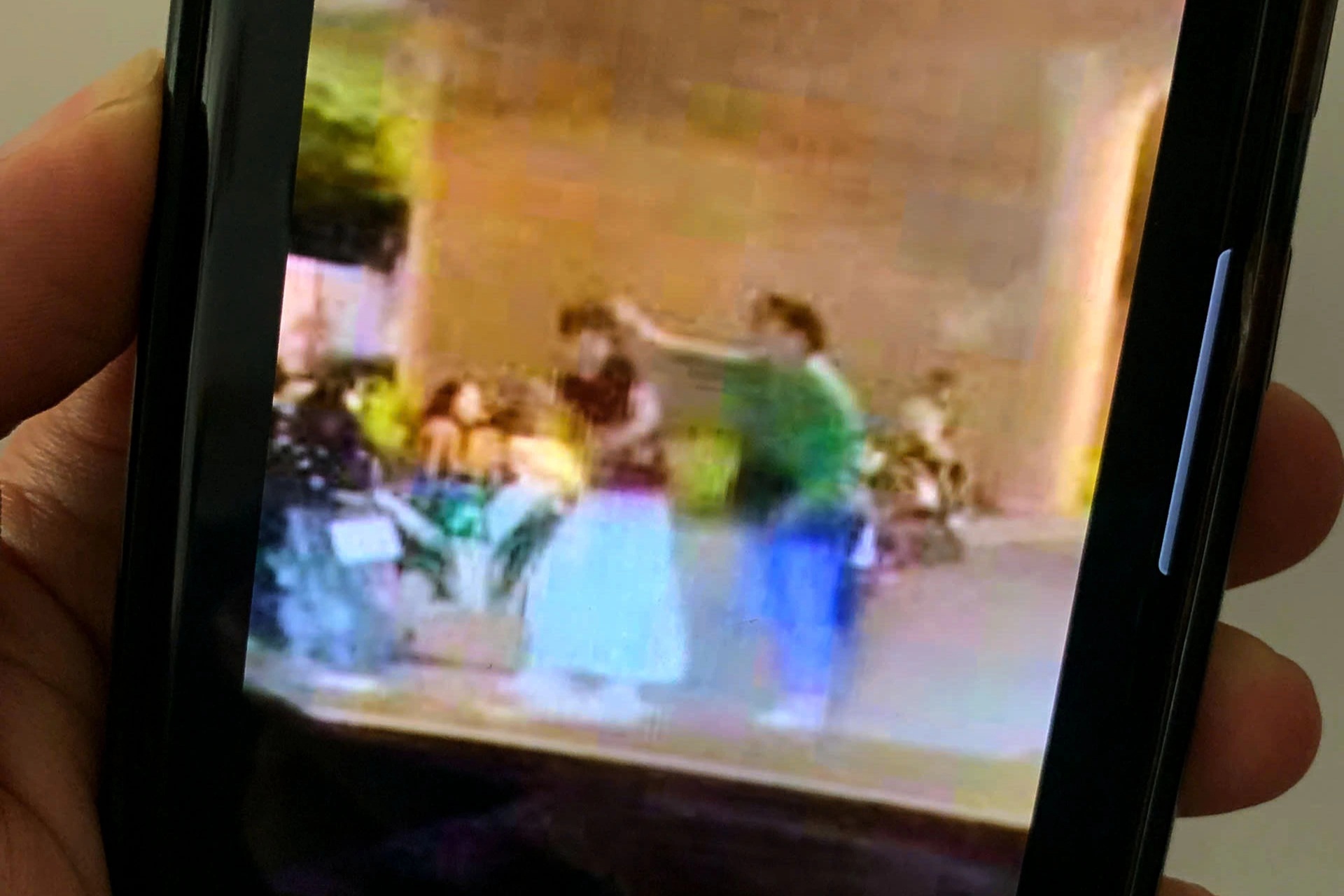 Tìm được nữ hành khách bị đập phá đồ trước nhà ga T3 Tân Sơn Nhất