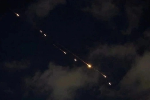 Israel chỉ ra điểm khác biệt trong chiến thuật tập kích tên lửa của Iran