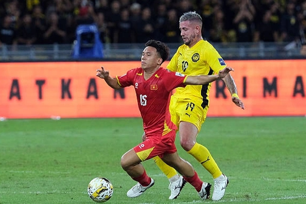 AFC cảnh báo bóng đá Malaysia phải nhận thêm án phạt