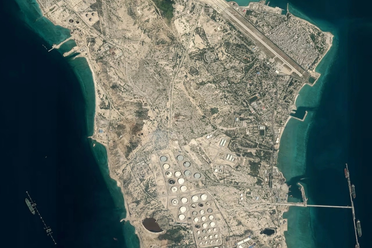 Chuyện gì sẽ xảy ra khi Mỹ đánh thẳng “viên ngọc quý” của Iran?