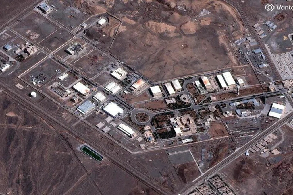 Cơ sở hạt nhân Iran bị tấn công, kho uranium làm giàu nằm dưới đống đổ nát