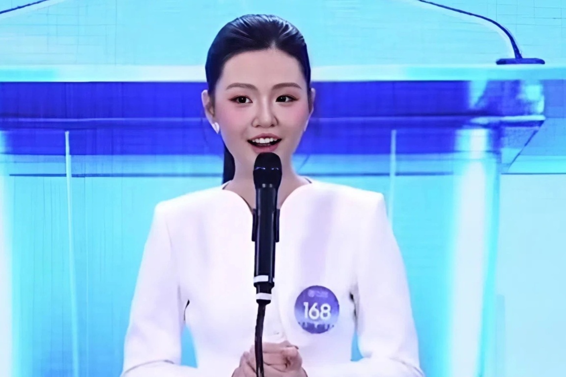 Thí sinh hoa hậu gây sốt với phần hùng biện "Nếu cả đời không rực rỡ"