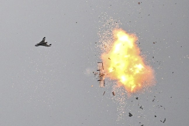 Loạt UAV tập kích Moscow, Nga dồn dập bắn trả