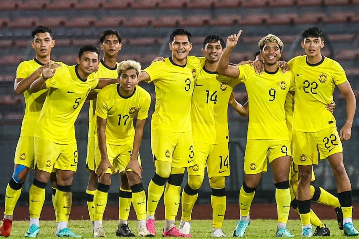 Chuyên gia: "AFC nên có mức phạt nặng hơn với bóng đá Malaysia"