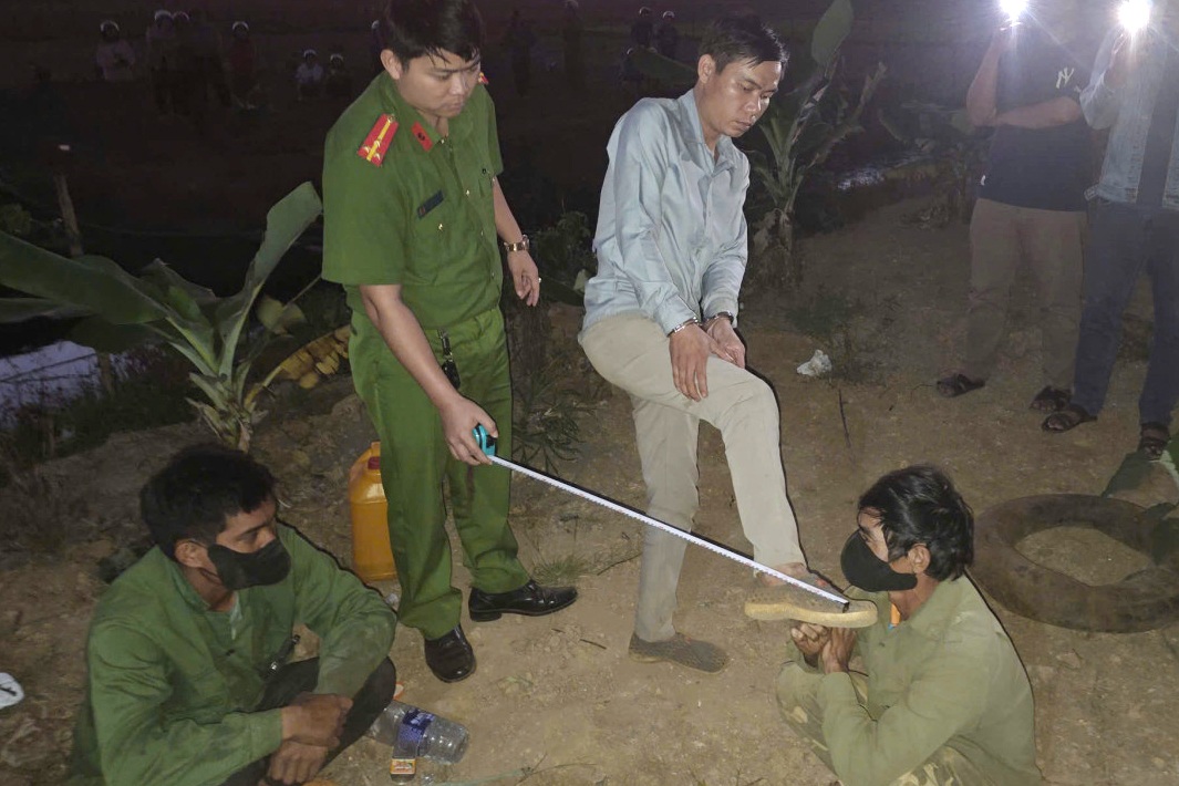 Vụ người đàn ông đánh bạn nhậu tử vong: Truy tìm lai lịch nạn nhân