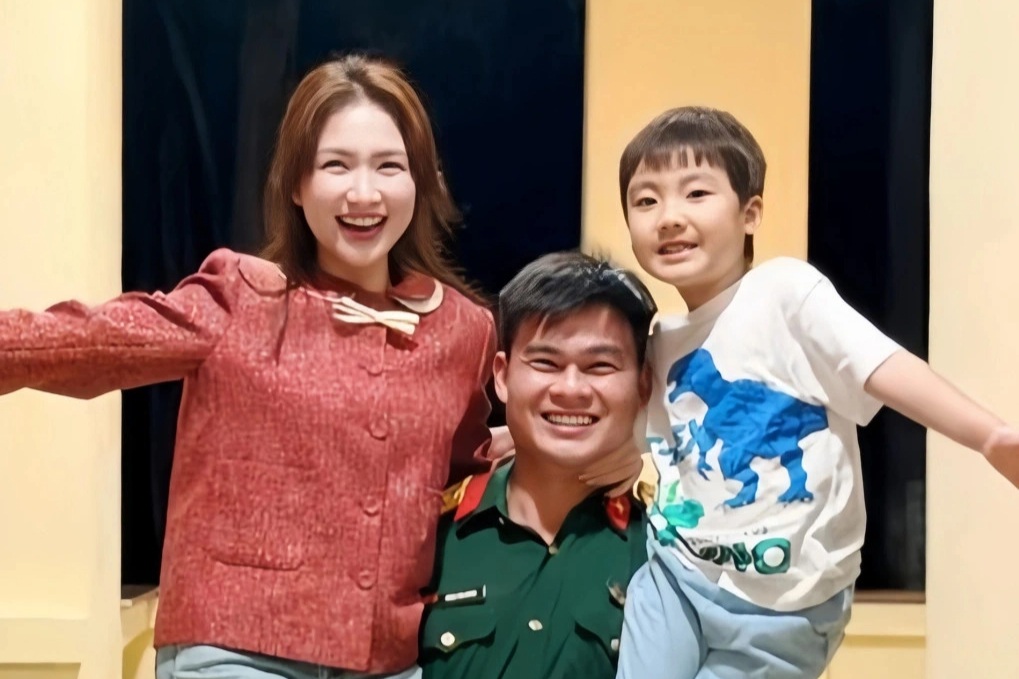 Hòa Minzy hé lộ khoảnh khắc bạn trai sang nhà hỏi cưới