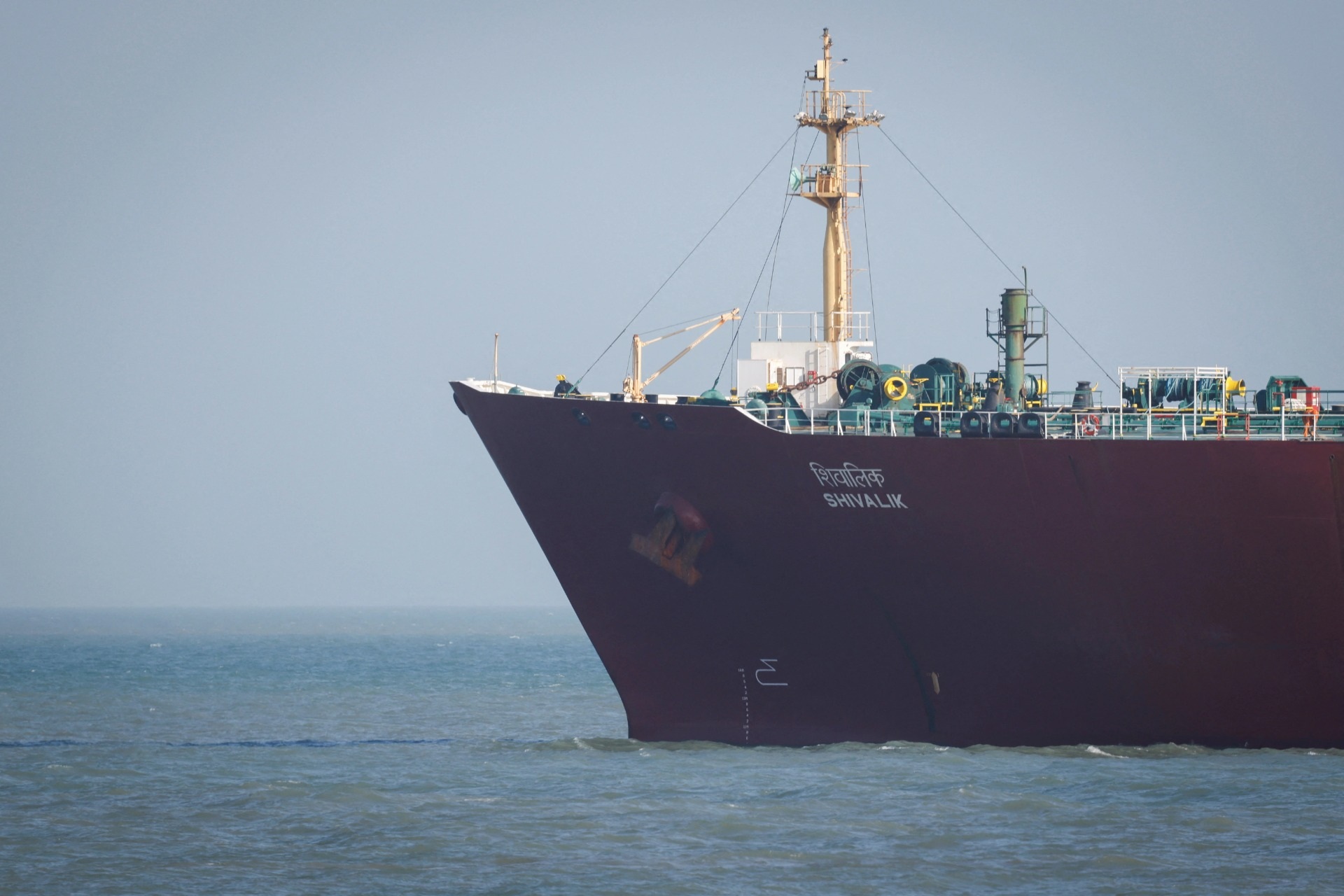 Iran mở cửa cho tàu nước nào qua eo biển Hormuz khi chiến sự leo thang?