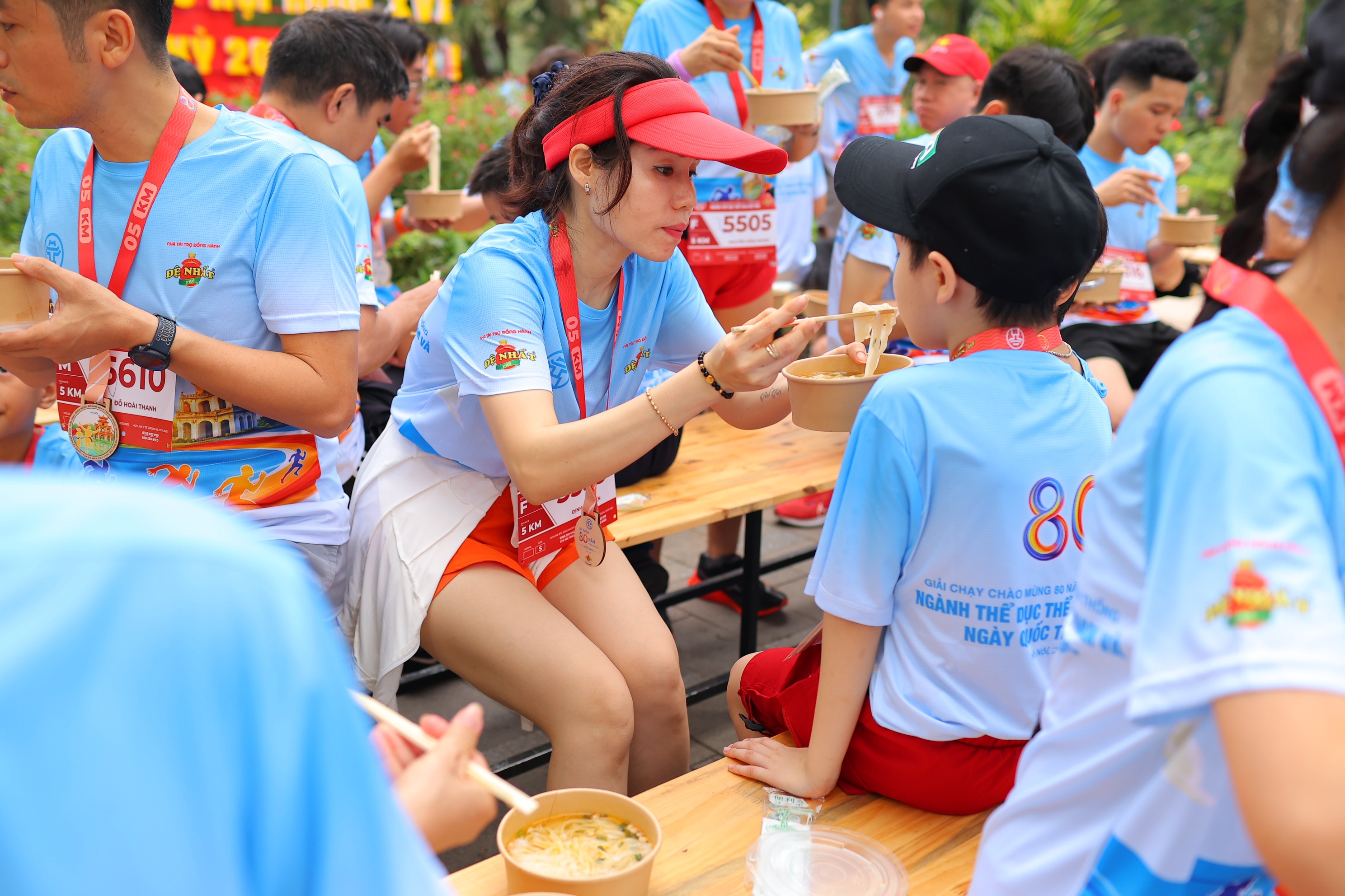 Dấu ấn Phở Đệ Nhất tại giải chạy 80 năm ngành thể dục thể thao