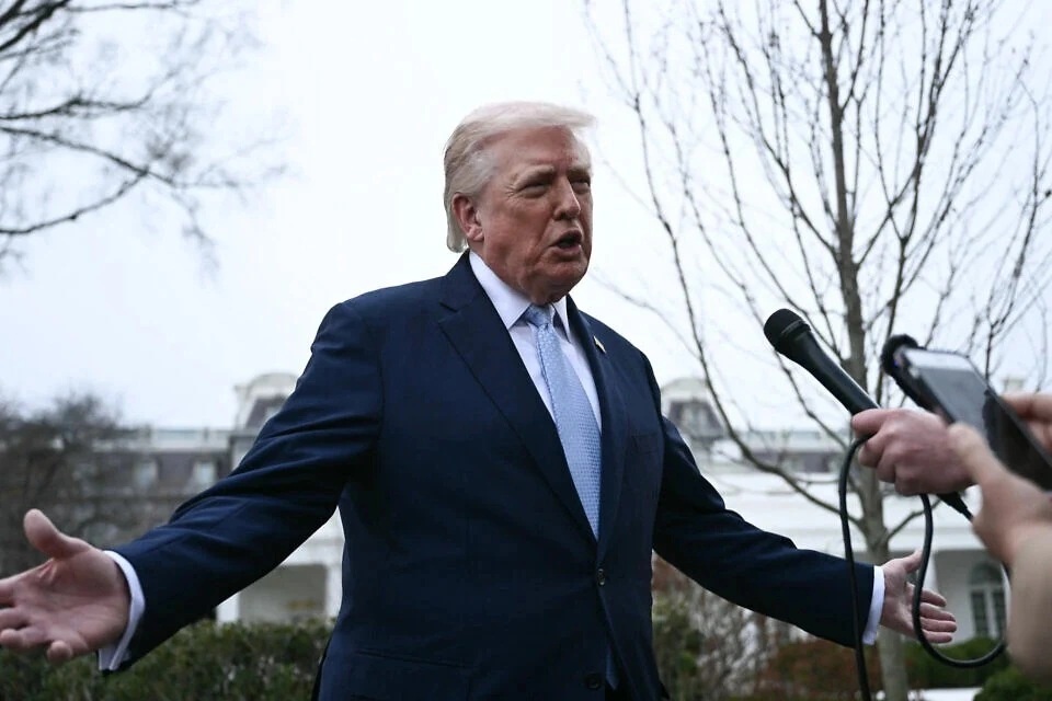 Tổng thống Trump bác triển vọng ngừng bắn với Iran