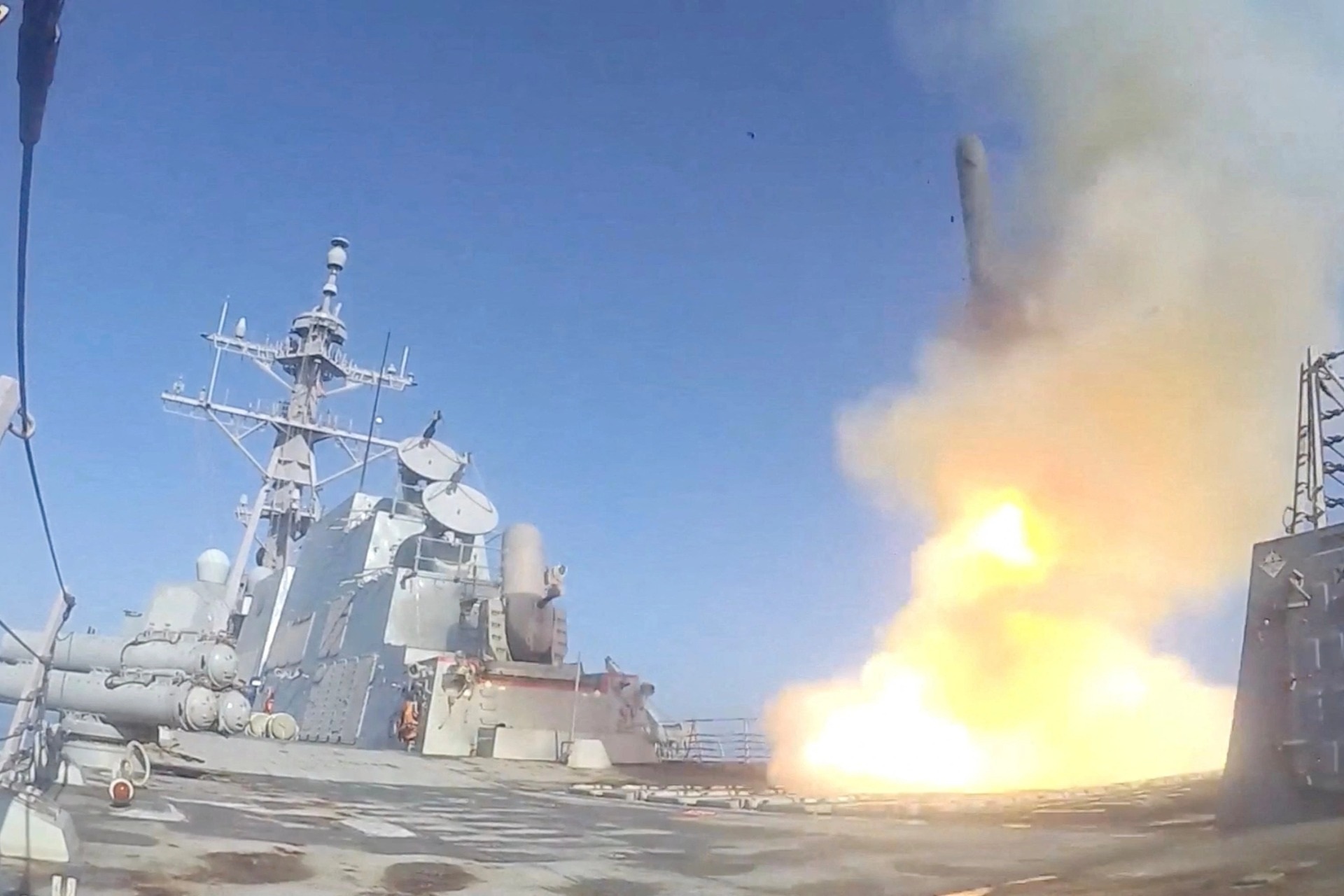 Tổng thống Trump: Mỹ vẫn còn 3.554 mục tiêu chưa tấn công ở Iran