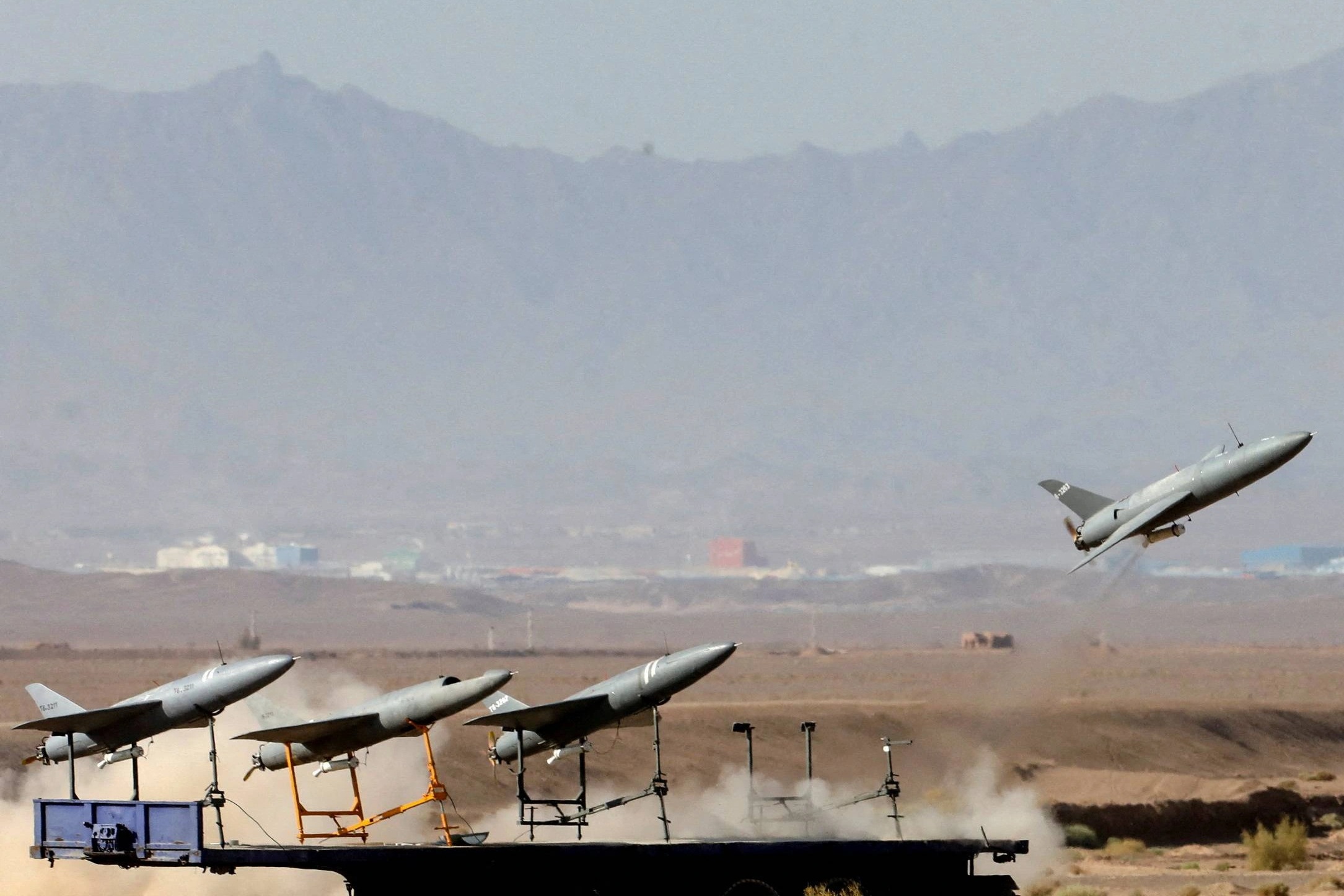 Iran cảnh báo cuộc chiến khốc liệt sau tuyên bố của Tổng thống Trump