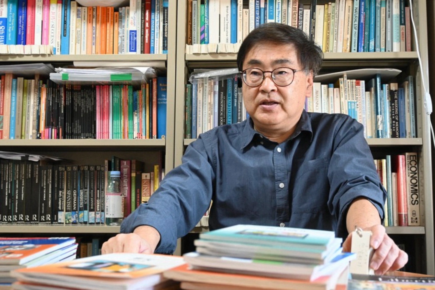 Người đàn ông Nhật Bản rèn 9 ngoại ngữ khiến giới trẻ nể phục