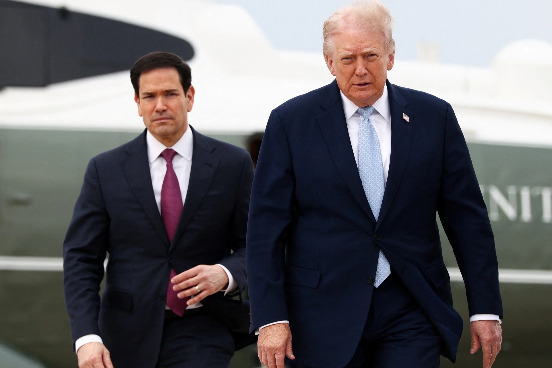 Chiến thuật khác nhau của Mỹ và Iran khi phát biểu mâu thuẫn về đàm phán