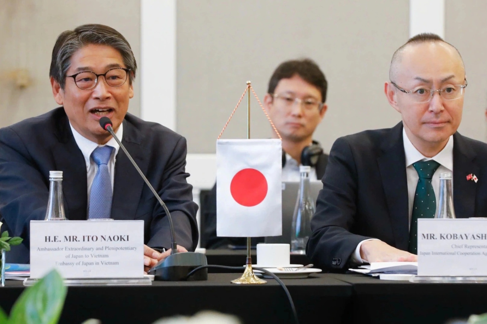 Nhật Bản cam kết hỗ trợ Việt Nam đào tạo nghiên cứu sinh ngành bán dẫn