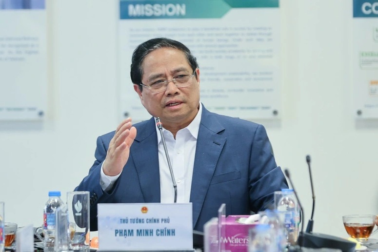 Thủ tướng khảo sát địa điểm xây kho dự trữ xăng dầu chiến lược