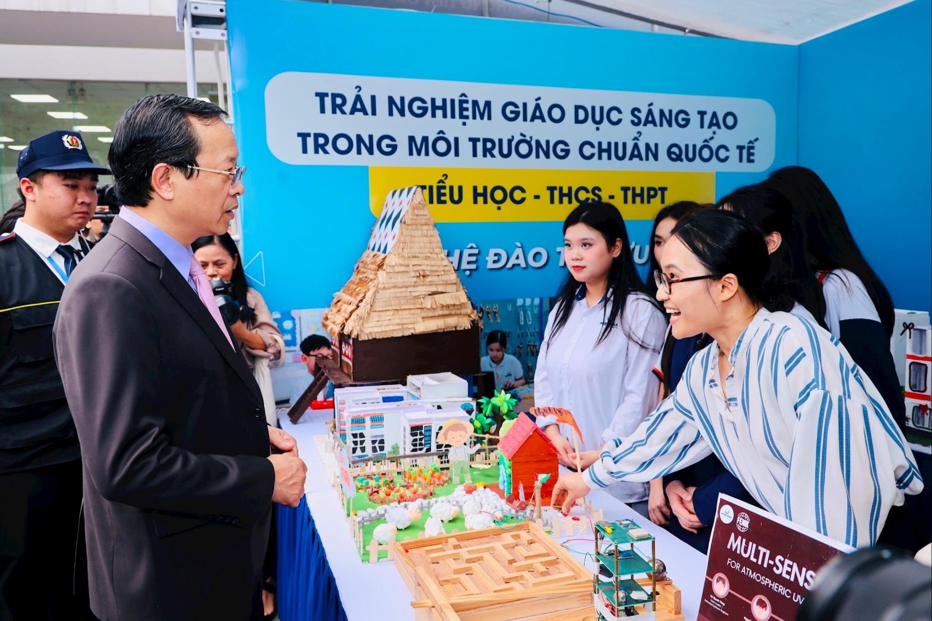 Giải nhất khoa học kỹ thuật quốc gia bị tố "sao chép", Bộ GD&ĐT vào cuộc