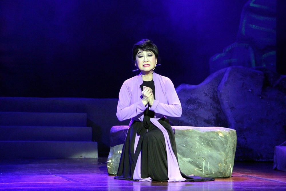 "Ngọc nữ cải lương" Thanh Thanh Tâm xúc động tưởng nhớ cố nghệ sĩ Vũ Linh