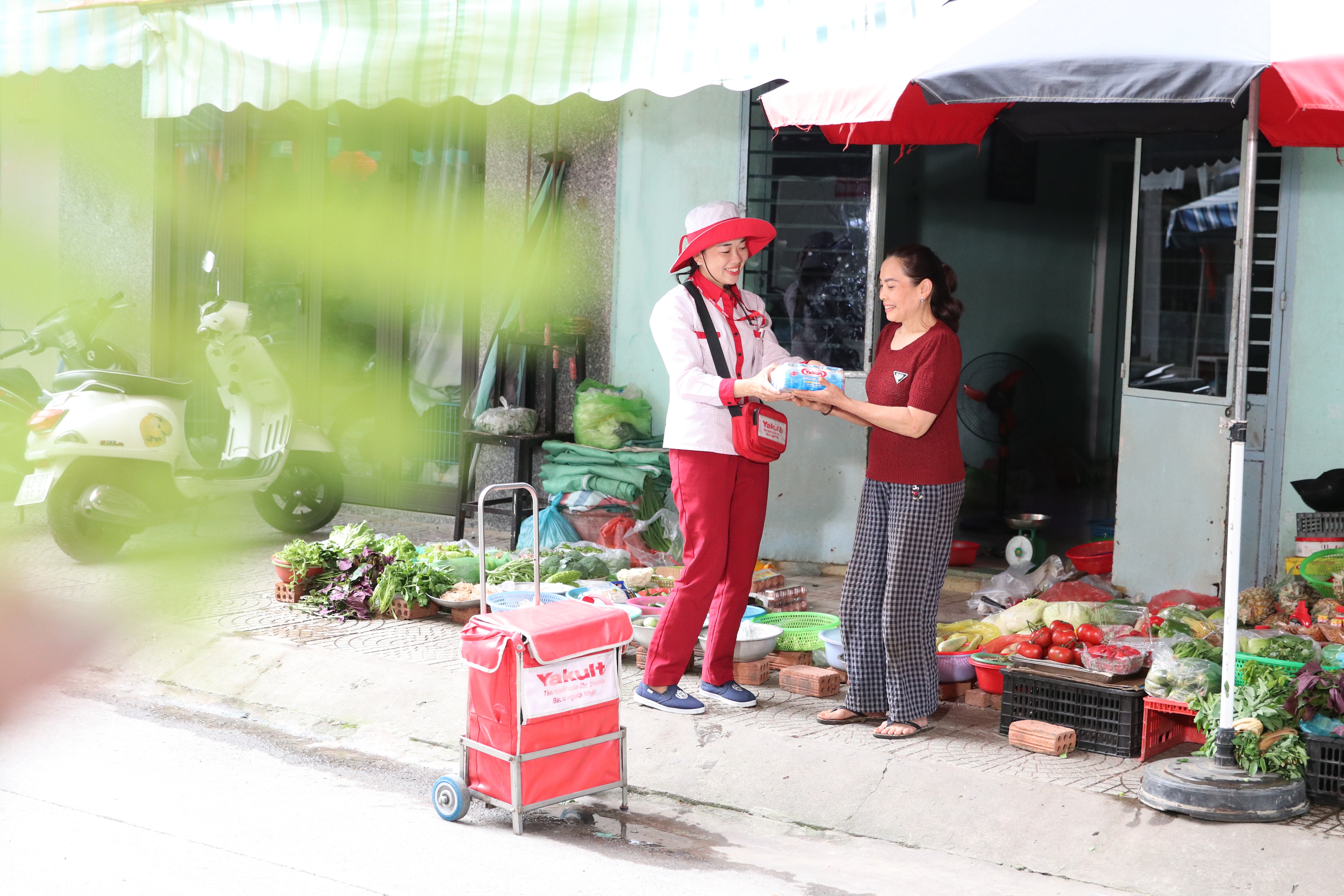 Yakult Lady - Người mang thói quen chăm sóc sức khỏe đường ruột đến từng gia đình