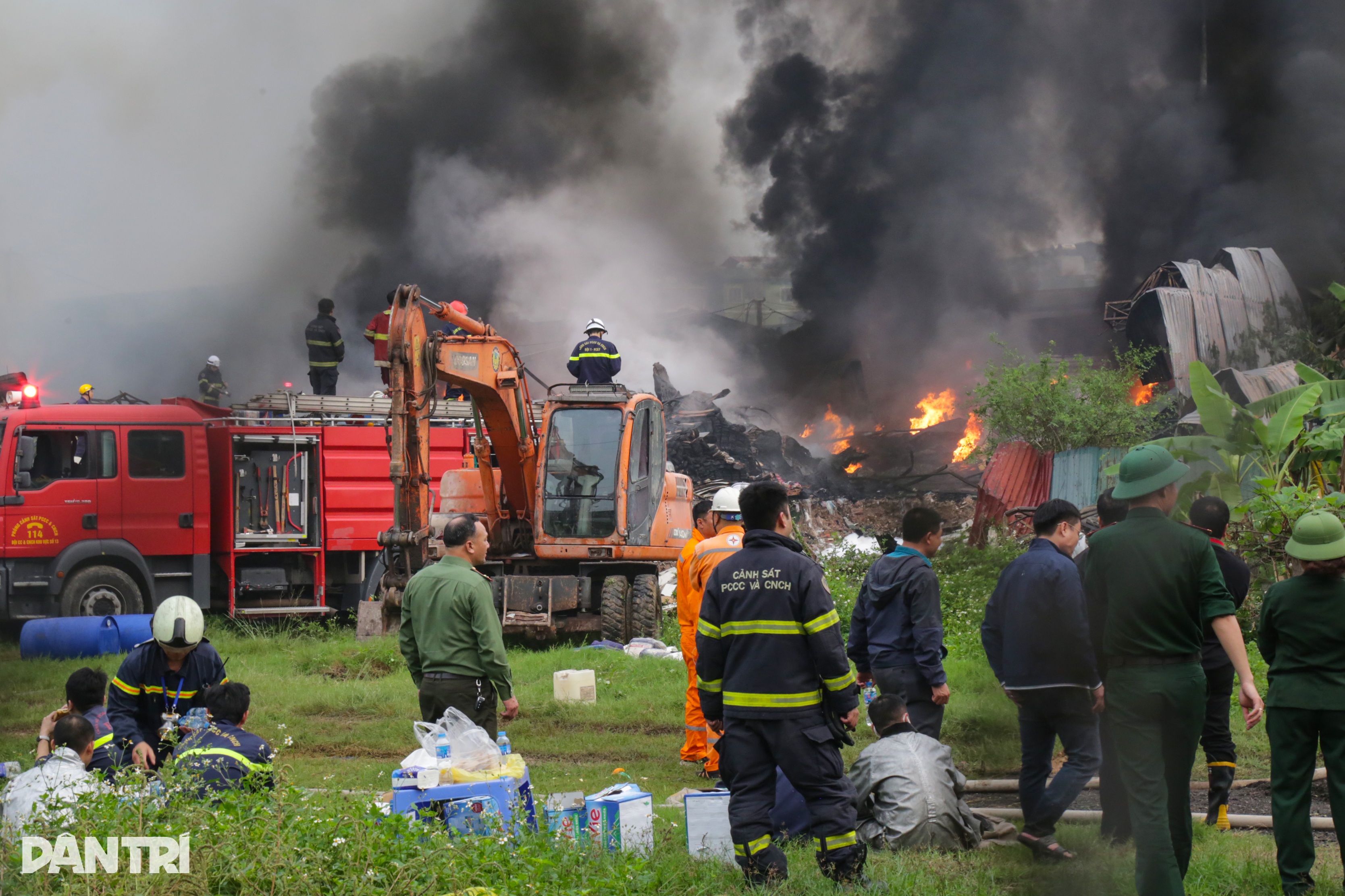 Vụ cháy gần Bệnh viện K Tân Triều: Đã khống chế được lửa, một người tử vong