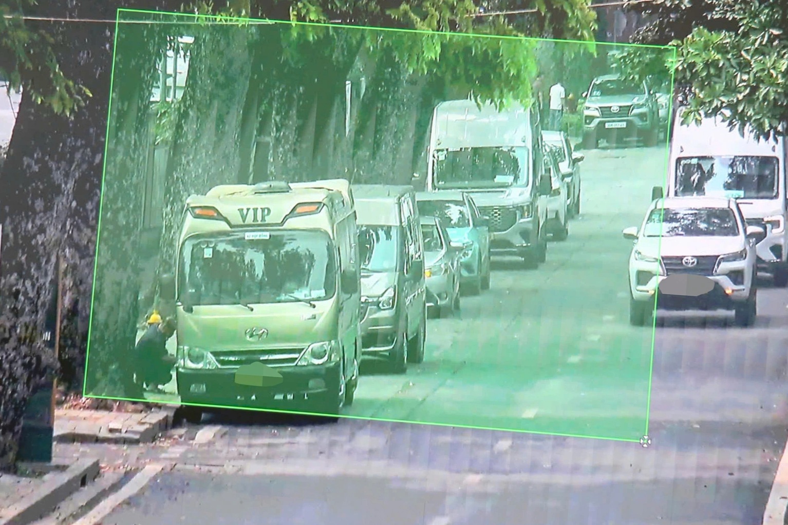 Camera AI bắt lỗi ô tô dừng đỗ sai quy định