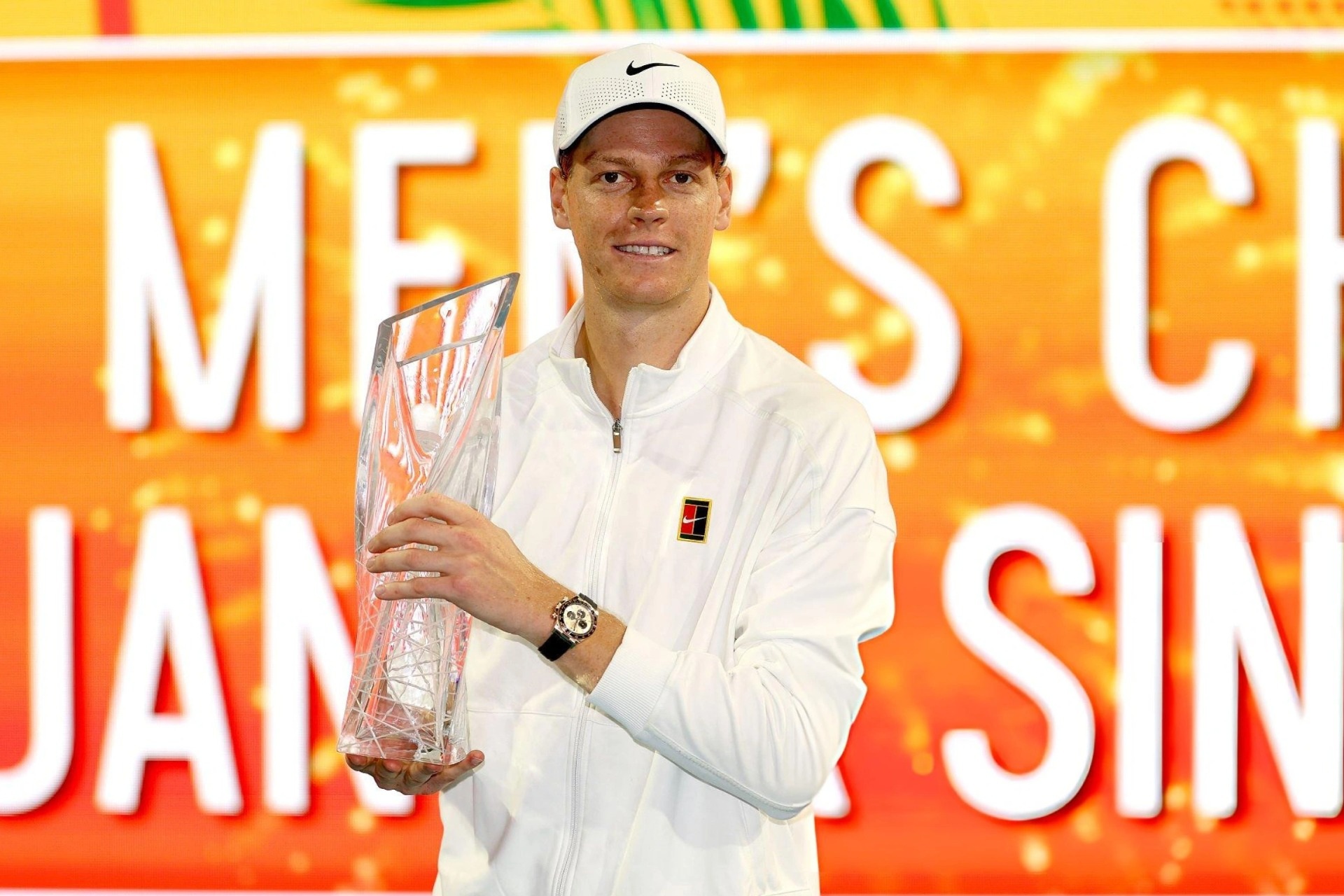 Sinner lên ngôi Miami Open, viết lại lịch sử Masters 1000