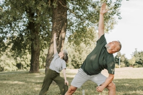 Một hình thức tập thể dục giúp cải thiện giấc ngủ hiệu quả nhất