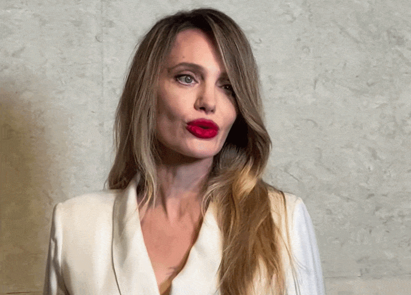 Angelina Jolie lộ diện mạo gầy gò, chia sẻ hành trình giành sự sống