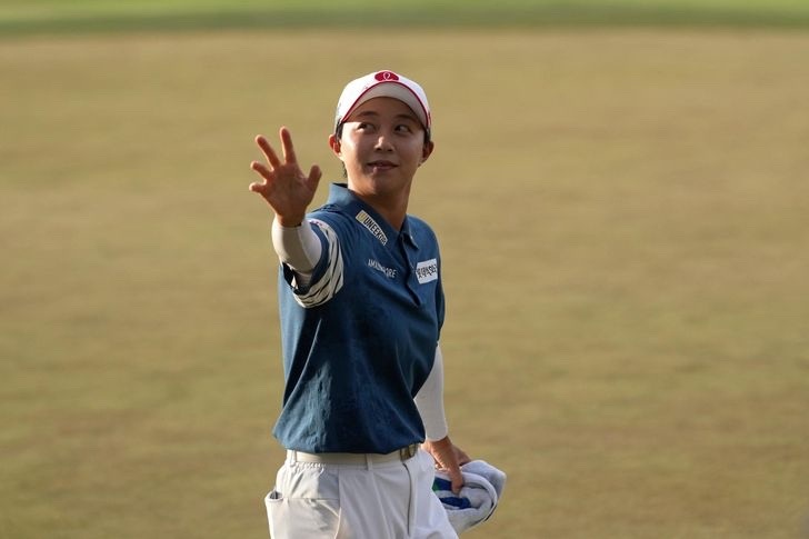 Tay golf nữ Hàn Quốc chiến thắng ở giải đấu vô cùng hấp dẫn