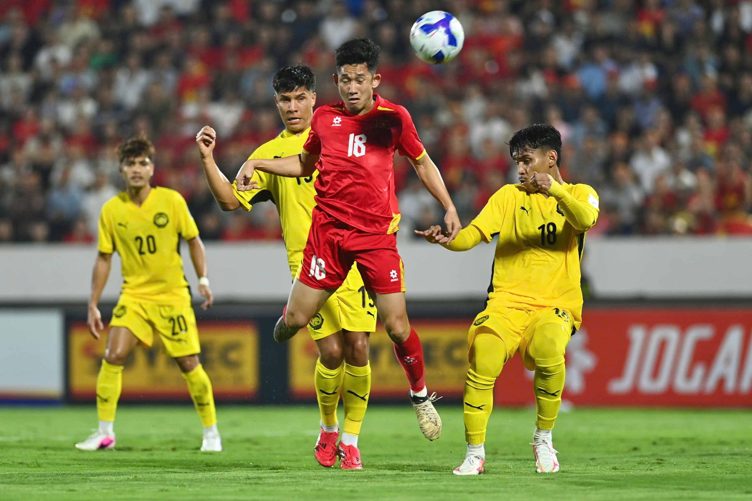 Chuyên gia Malaysia: “Dùng mọi cách, chúng ta vẫn thua đội tuyển Việt Nam”