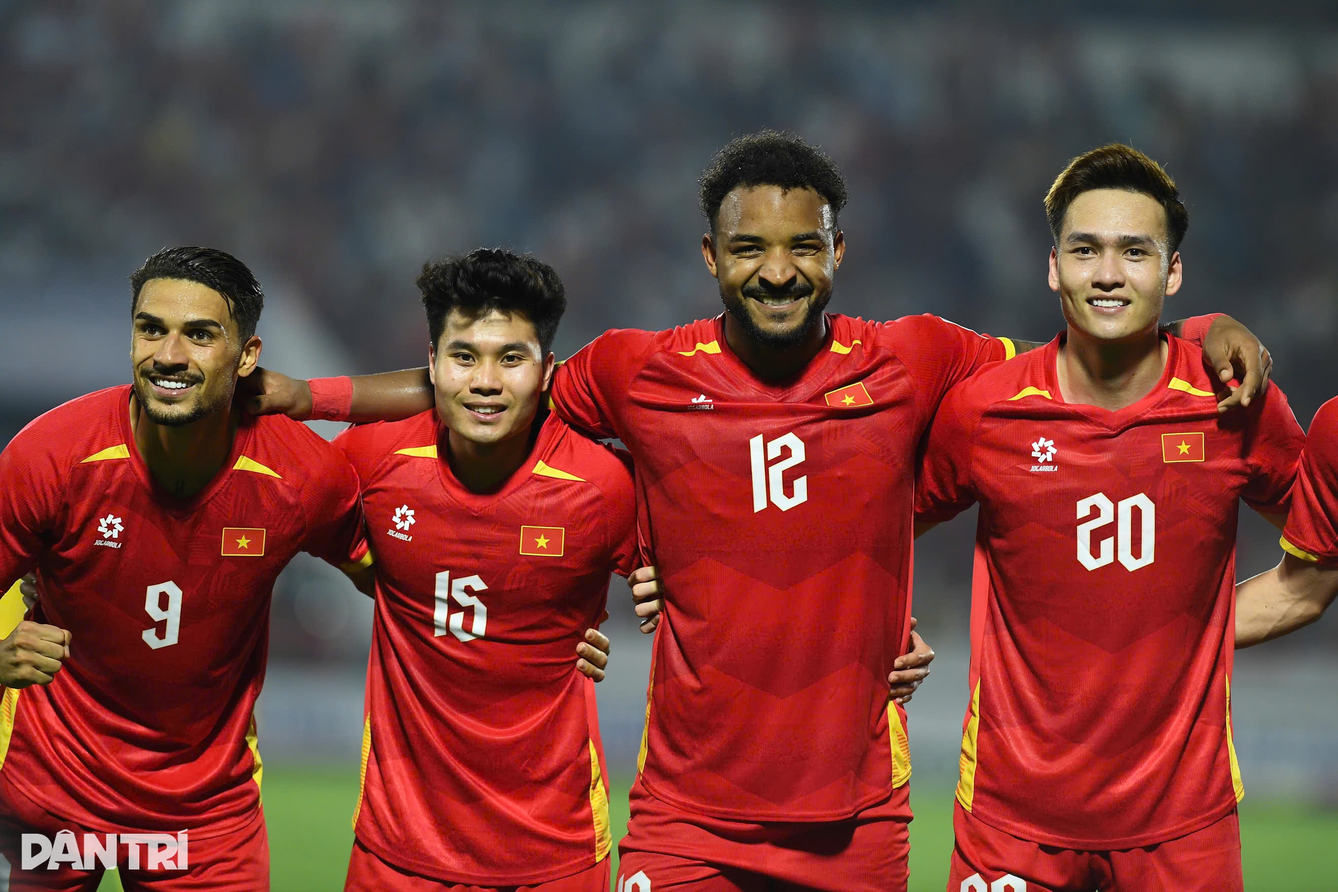 Đánh bại Malaysia, đội tuyển Việt Nam nhảy vọt trên bảng xếp hạng FIFA