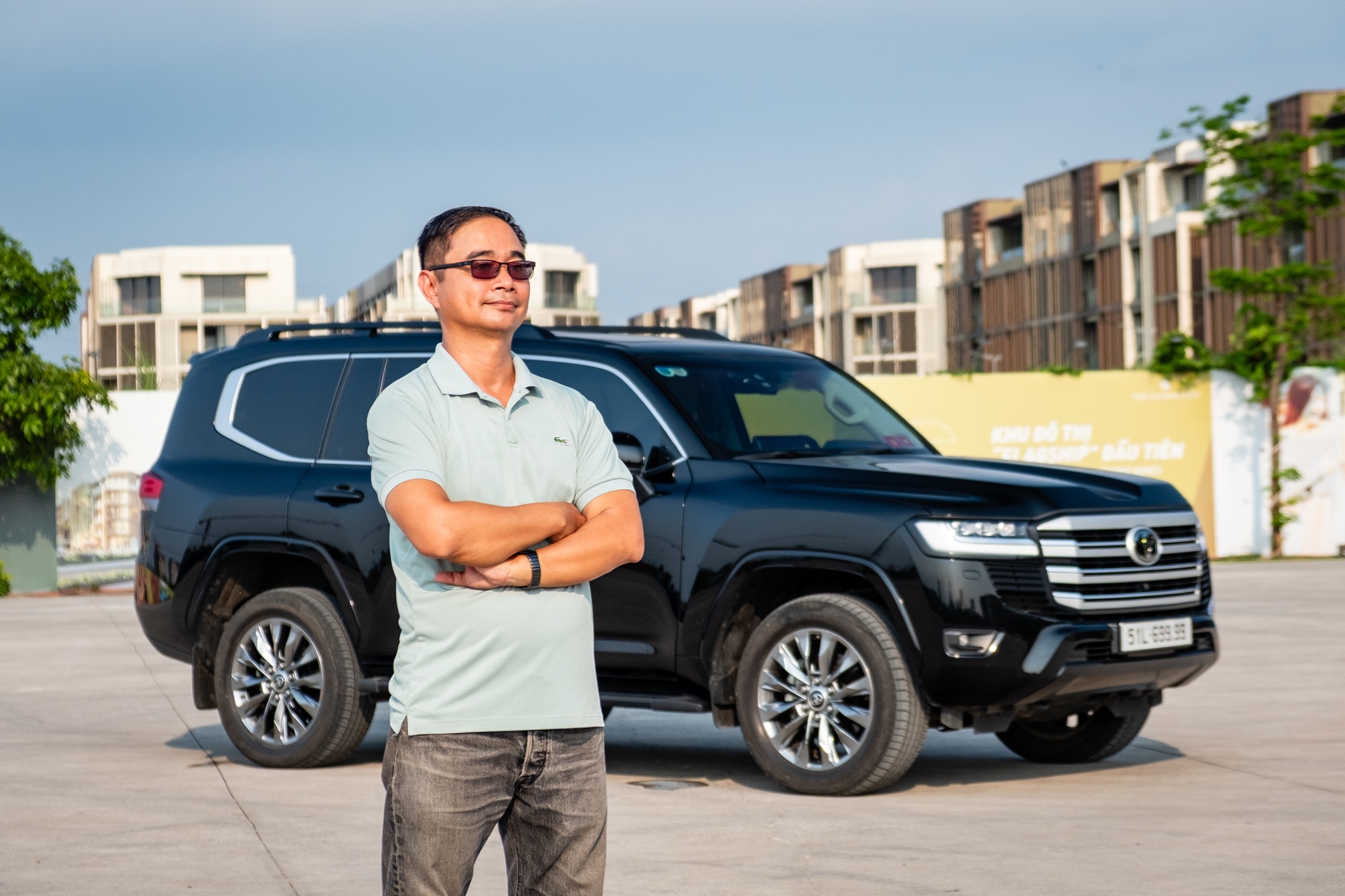 Định mua LX600 nhưng chốt Land Cruiser LC300: 