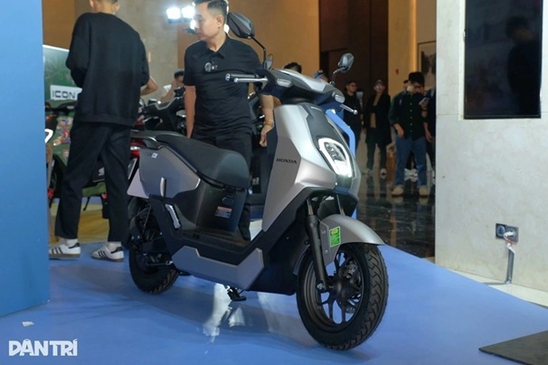 Honda ICON e: điều chỉnh giá bán lẻ giảm 6 triệu đồng, vẫn đắt hơn đối thủ