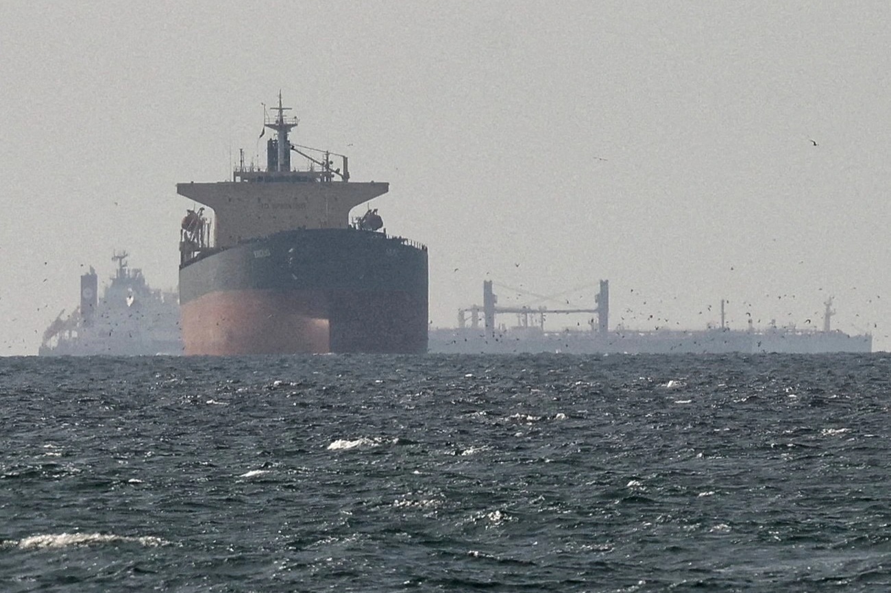 Anh triệu tập họp đa quốc gia bàn cách mở eo biển Hormuz