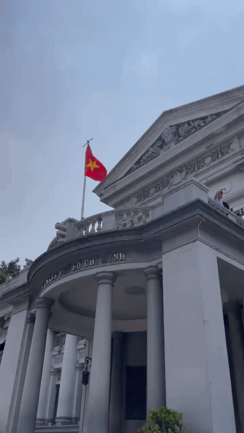 Bên trong hầm bí mật chống bom 500kg ở TPHCM