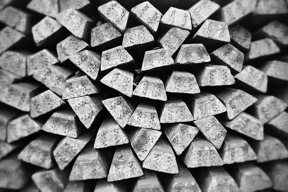 Giải mã cơn sốt giá bạc và 3 kịch bản cho thập kỷ tới