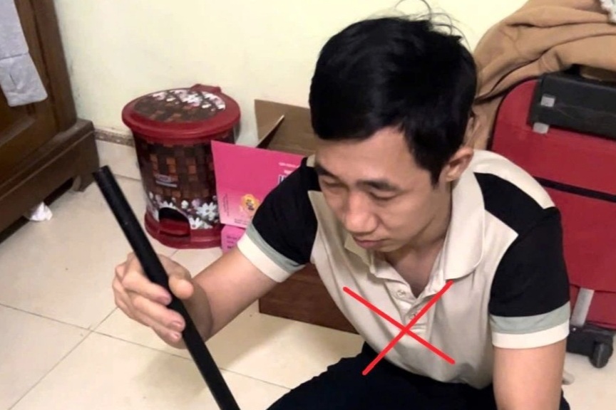 Khởi tố đối tượng tàng trữ súng nén hơi cùng hàng trăm viên đạn tự chế