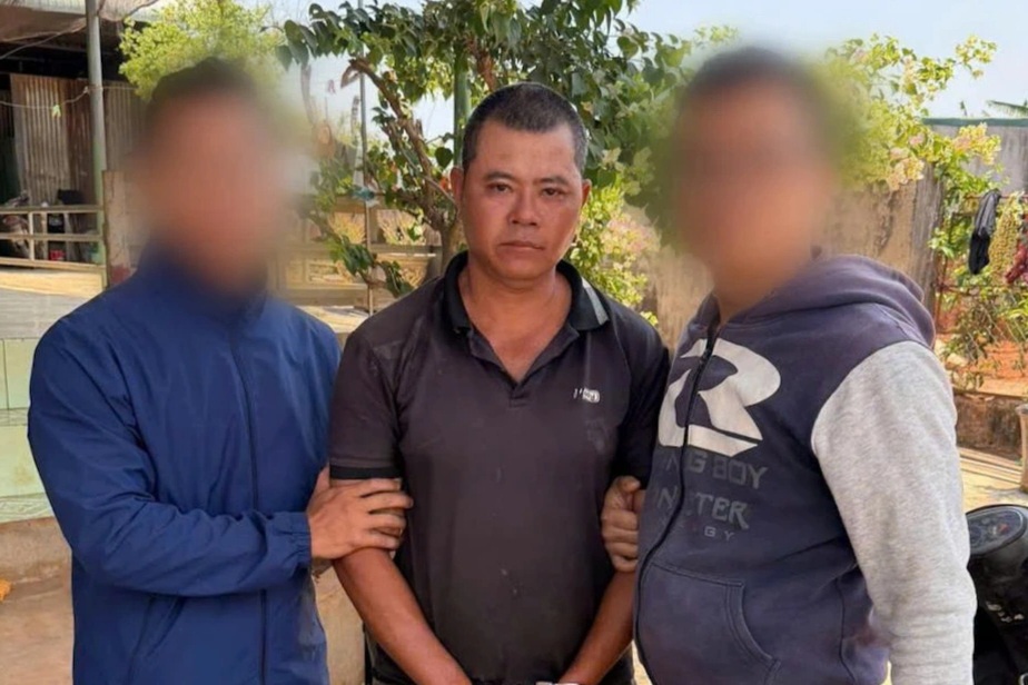 Bóc trần vỏ bọc làm rẫy, khoan giếng thuê của người đàn ông