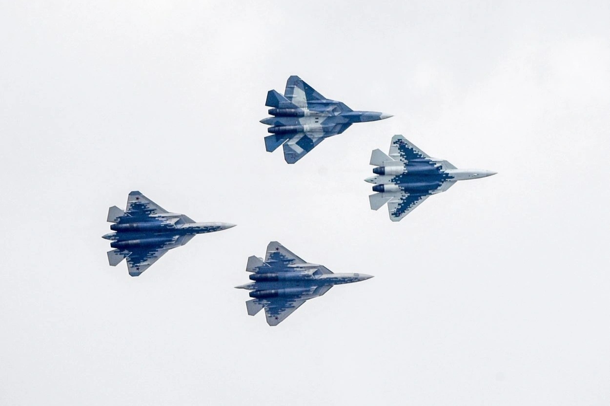Ấn Độ phát tín hiệu có thể cùng Nga sản xuất "bóng ma bầu trời" Su-57