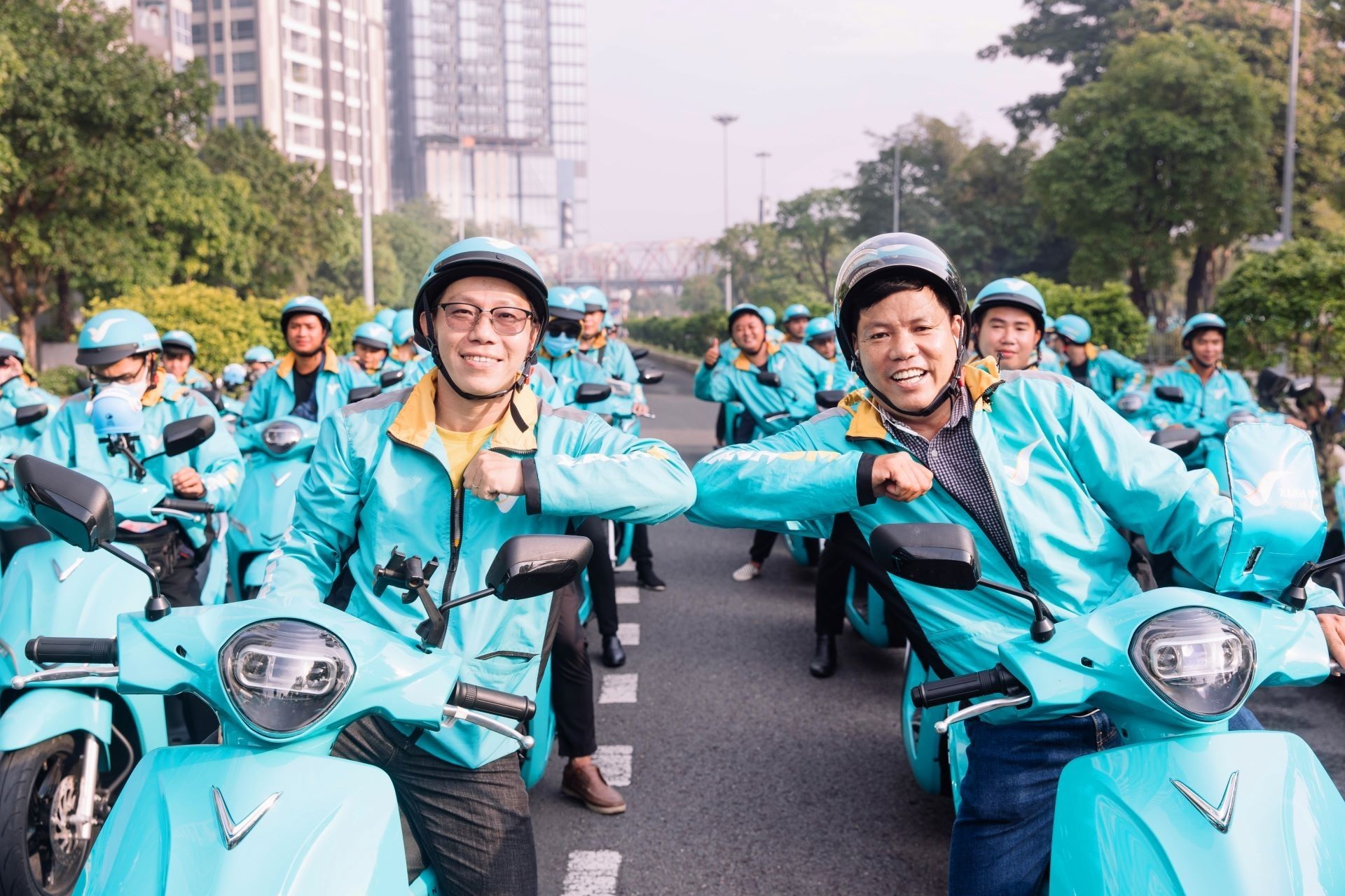 Tài xế công nghệ xe điện: Thu nhập đảm bảo