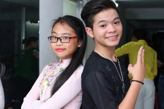 Phương Mỹ Chi - Quang Anh: Bị xem 